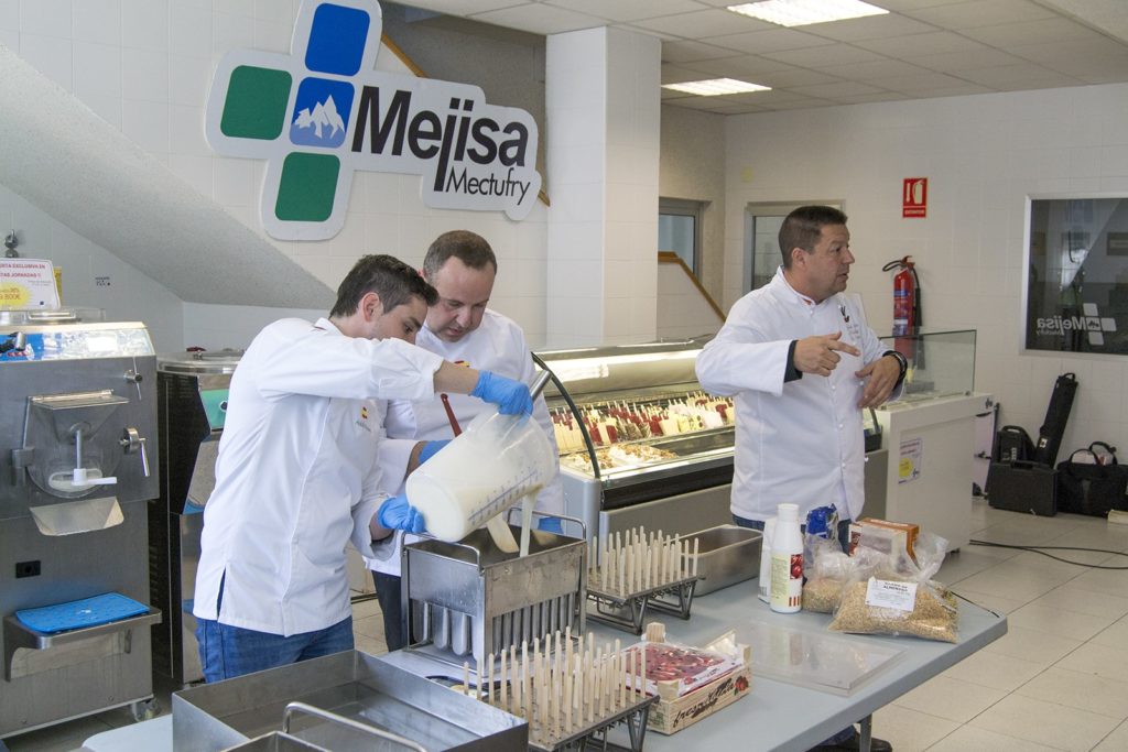 Jornada de Demostraciones realizadas por Mejisa, fabricante español de maquinas para hacer helados y polos artesanales